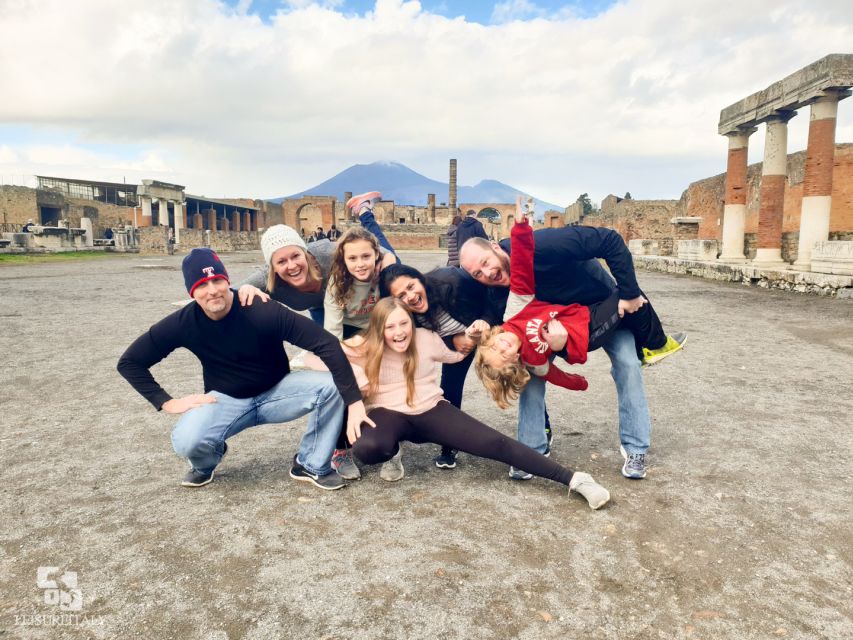 2-Hour Private Walking Tour of Pompeii - Meeting at Café Hortus Pompeii: how to start without stress