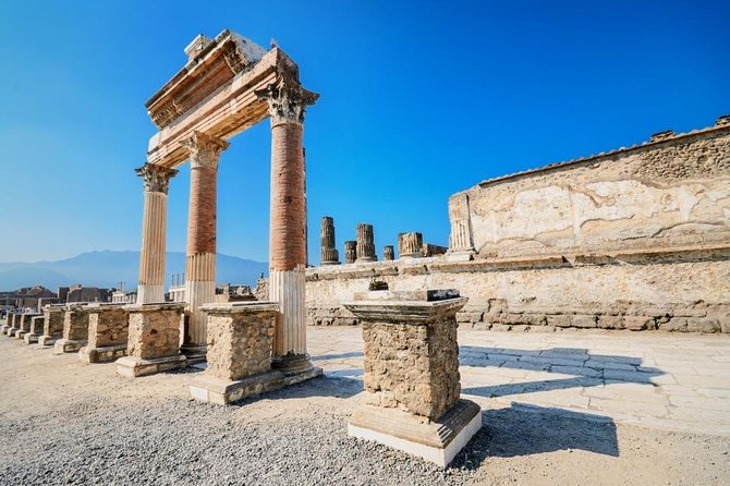 2 hours Pompeii Tour with Local Historian - Ticket Included - Skip-the-line entry: how it saves your vacation day