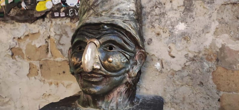 3 Hours Walking Tour: Best of Naples & Veiled Christ - Gran Caffè Gambrinus to Piazza del Plebiscito: where Naples shows off