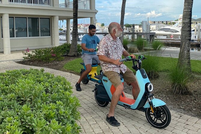 90 Minute Guided Moped Tour in Naples Florida - The 90 Minutes: How the Pacing Feels on a Trike or Moped