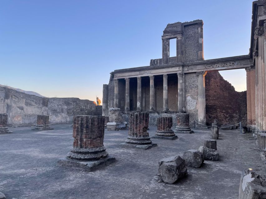 Amalfi Coast: Pompeii Ruins Guided Tour - Skip-the-line entry: how you start the day smarter