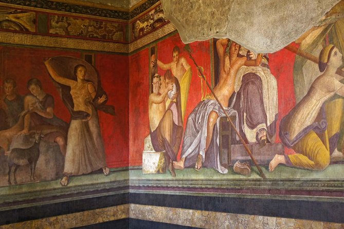 Ancient Pompeii Private Tour: Skip the Line & Kid-Friendly Option - The Forum and Via dell’Abbondanza: Pompeii’s main stage