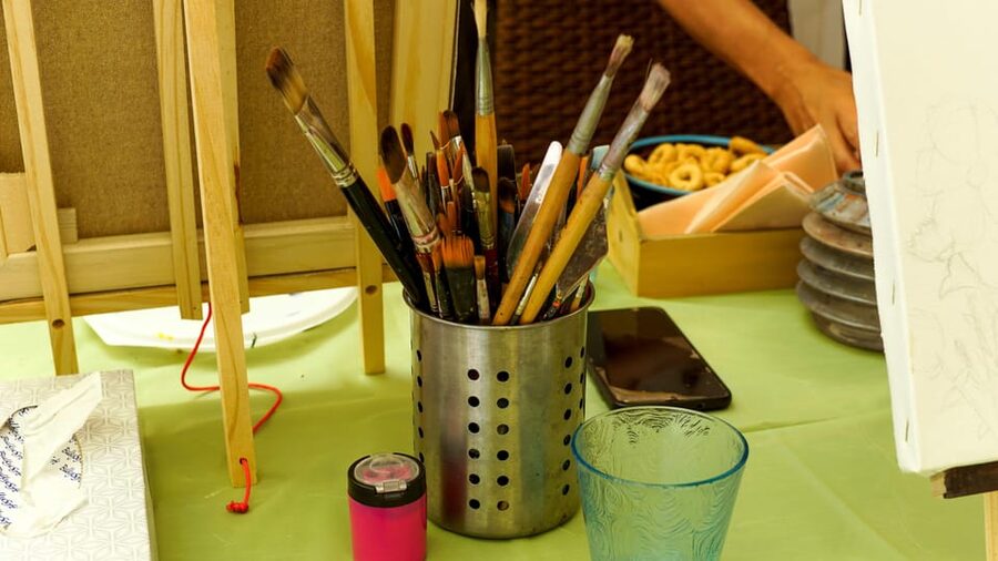 Art Workshop in Naples city centre with Aperitif - The aperitif: wine, local products, and a café-table break