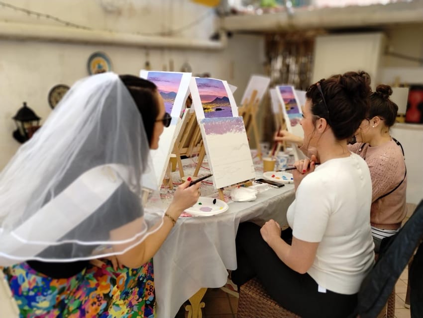 Art Workshop in Naples city centre with Aperitif - Price and value: is $58 actually fair?