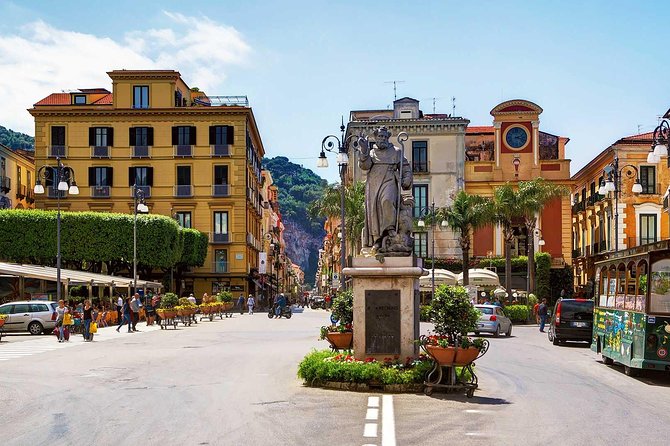 Beauty and History Tour: Positano, Sorrento, Pompeii (FullDay 8h) - Food, timing, and the lunch decision