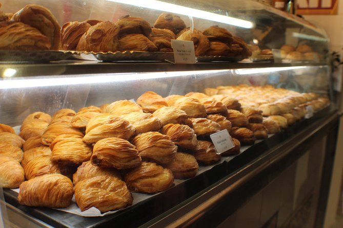 Best of Naples Full-day Food Tour with Guided City Sightseeing & Wine Tasting - Limoncello Factory Stop: Why it’s more than a souvenir