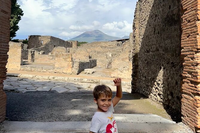 Best Pompeii Private Tour from Naples Port or Hotel Pick Up - Naples Time After Pompeii: A Short, Useful City Reset