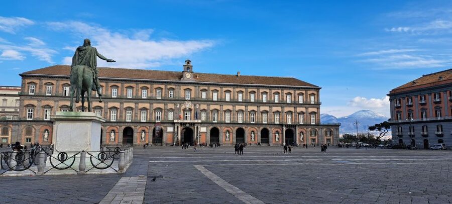 Bourbon Naples: Exclusive guide and Royal Palace pass - Castel Nuovo photo stop: a medieval fortress in the middle of the city