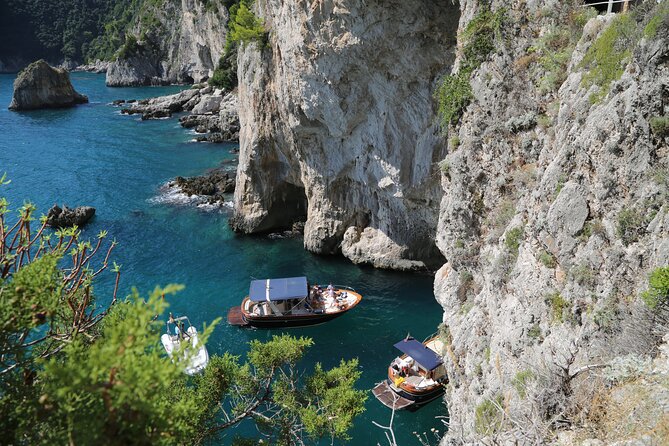 Capri Island Small Group Boat Tour from Naples with Light Lunch - Piazetta di Capri: How to Use Your 3–5 Hours Wisely