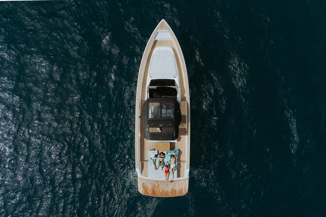 Capri Luxury Private Boat Tour from Capri or Napoli - What makes this “luxury” feel real on the water