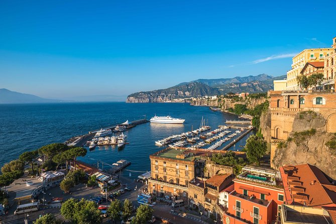 Capri, Sorrento and Pompeii Private Tour - Capri without the headache: cable car plus free time in the center