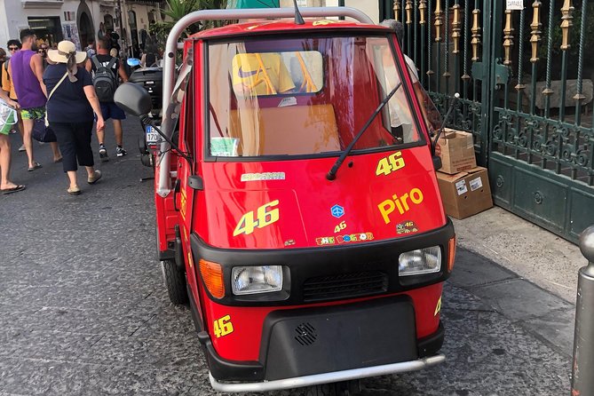 Carmine's Amalfi Coast SECRET Tour - Positano: narrow streets, crafts, and a route down to the beach