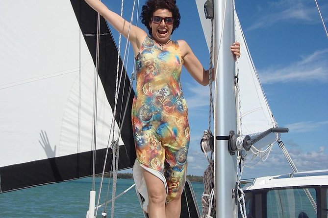 Catamaran Day Sail Shelling Excursion 42ft. Mainecat Cool Beans - A 2.5-hour Naples catamaran that feels like a real water day