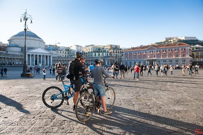 Central Naples Bike Tour - The Lungomare Caracciolo: sea air and big-coast momentum