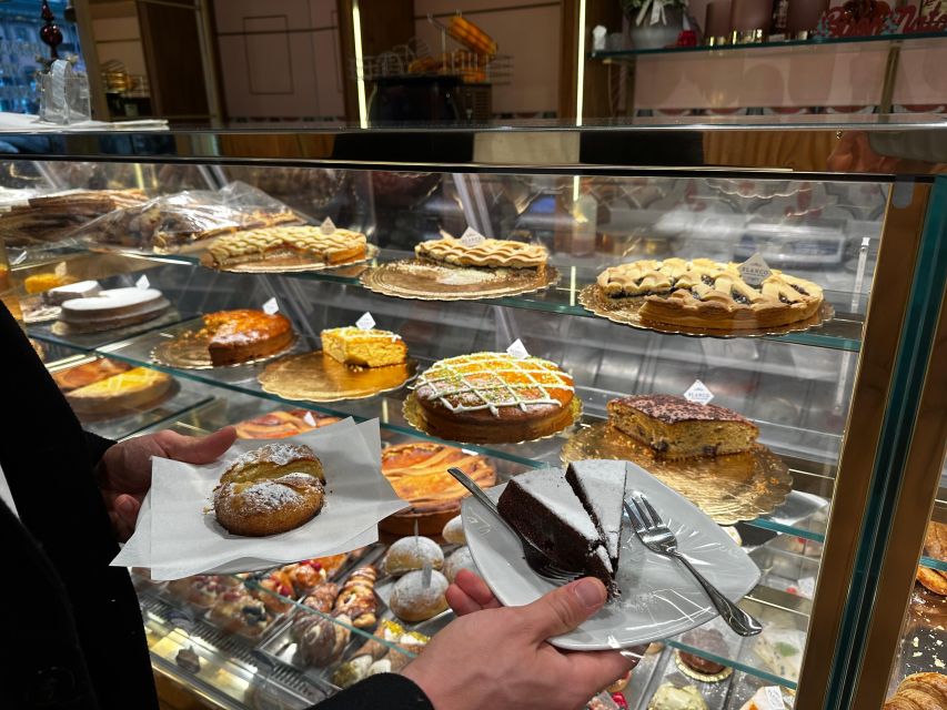 Chocolate and Pastry tasting tour in Napoli Old Town - Piazza Cavour: your first bite and the “why” behind it