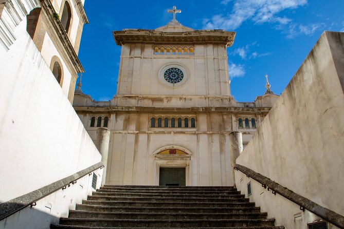 Coastal Escape Amalfi and Positano by Sea from Naples - Sea-to-town logistics: why the guide matters even with free time