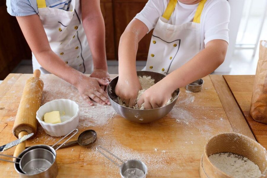 Cooking Lesson: Neapolitan pasta homemade - Egg Dough From Scratch: What Happens During the Rest