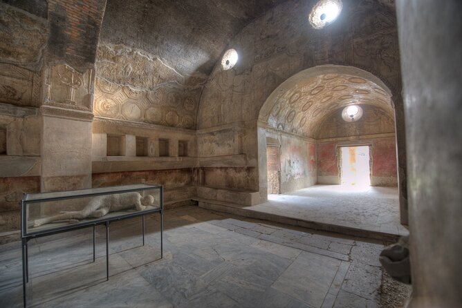 Day Trip of Pompeii, Herculaneum and Vesuvius from Naples - Pompeii Archaeological Park: Streets, Frescoes, and the Tempo of the Roman Day