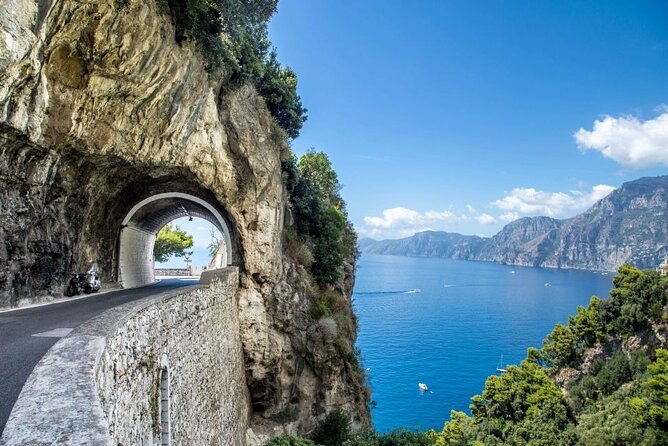 Deluxe Private Tour of the Amalfi Coast - How the Naples-to-Amalfi private ride saves your day