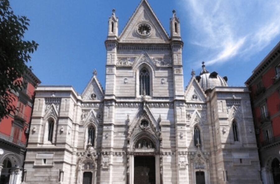 Discover Naples: Guided 3-Hour Walking Tour Through Naples - Group size, walking pace, and what to expect in the real world
