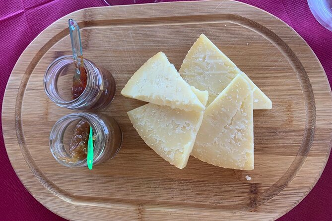 Discovering Gragnano PGI pasta and the Valle dei Mulini - Lunch that matches the theme: PGI tasting with water, wine, dessert, and coffee