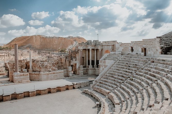Discovering Pompeii and Herculaneum - VIP Tour with Lunch - Herculaneum Ruins: Why the Mud Makes It Easier to Imagine Life
