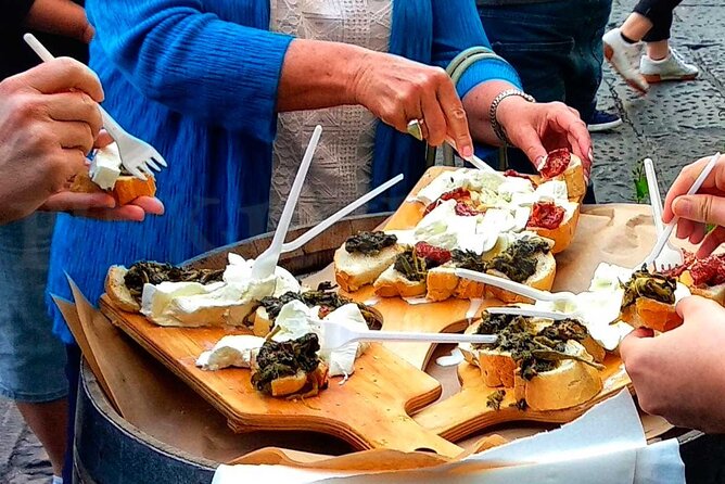 Eating Naples Street Food Tour with Guided Tasting and Sightseeing - Stop 4: Chiesa San Domenico Soriano, Baroque in the middle of it