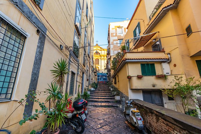 Explore Naples in 60 minutes with a Local - Basilica Reale Pontificia San Francesco da Paola: columns and dome as the finale