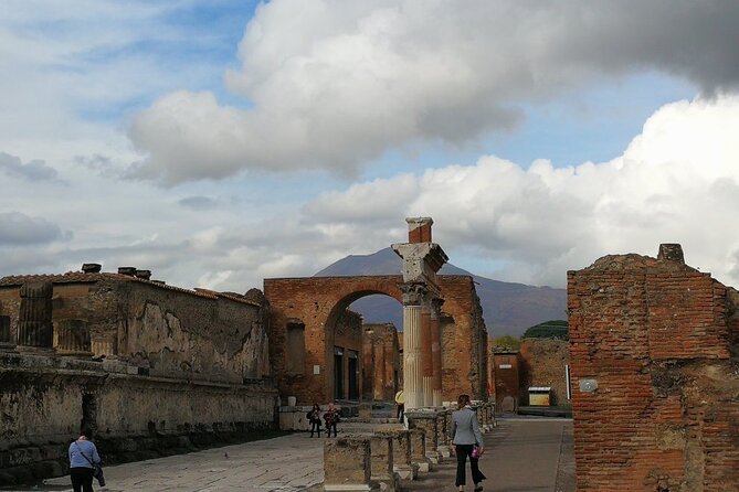 Explore Pompeii: 2-Hour Guided Walking Tour with Included Ticket - Headsets, English, and what to expect with crowds