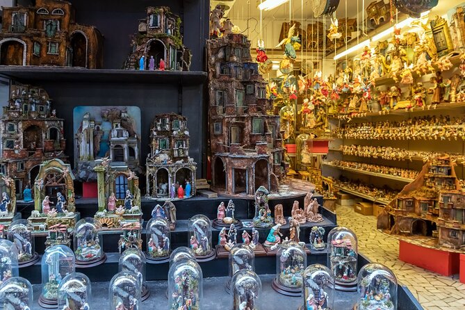 Explore the Naples Christmas Market Behind the Scenes - A 5 pm walk through Naples’ Christmas lights