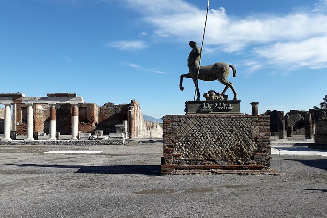 Exploring Pompeii - The plaster casts: facing the eruption of Vesuvius (79 AD)