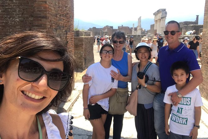 Fast Access Exclusive Private Ancient Pompeii Half Day Tour with Local Guide - Teatro Grande: Roman Entertainment at 5,000 Seats