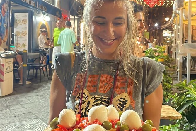food Tour in the Spanish Quarter of Naples - Meeting point and how to not feel rushed