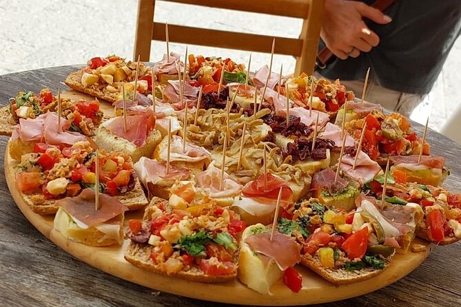 food Tour in the Spanish Quarter of Naples - Stop 5: cuoppo in a cone—coastal Naples, crispy and fun