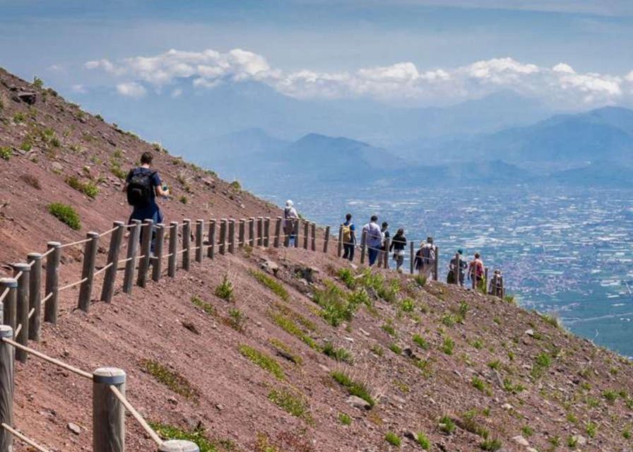 From Amalfi: Pompeii and Mount Vesuvius Private Day Trip - Guides and Storytelling: The Difference Between Seeing and Understanding