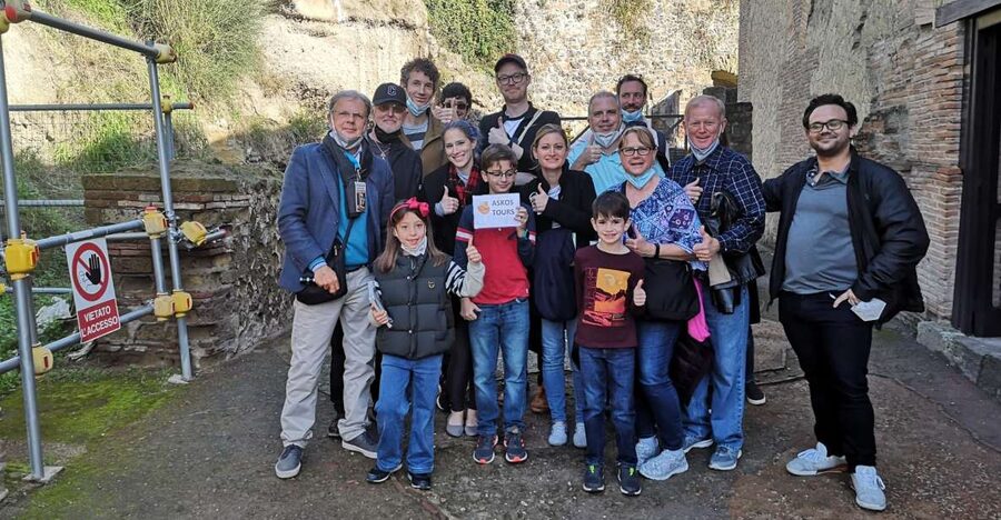 From Naples: 2-Hour Herculaneum Kid-Friendly Tour - Meeting point and what the first minutes set up