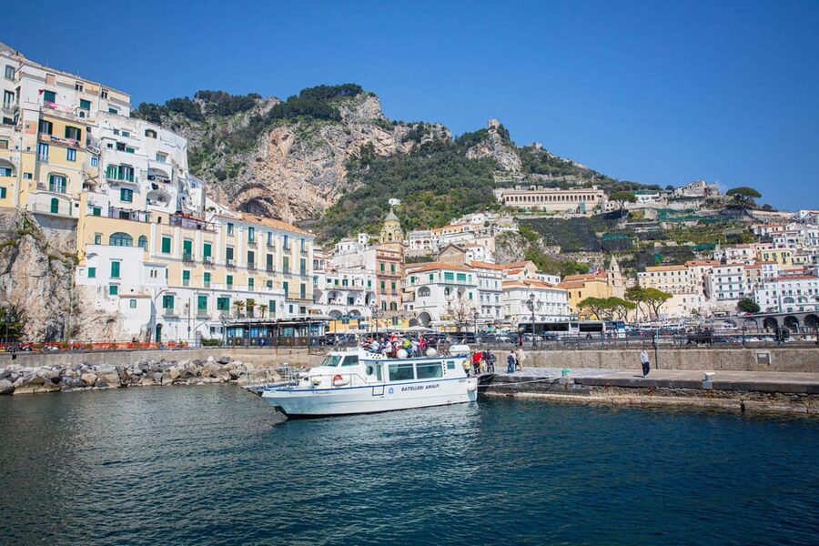 FROM NAPLES: Amalfi Coast Boat, stops in Amalfi and Positano - Positano Stop: Photo stop plus 1.5 hours to wander and enjoy the sea