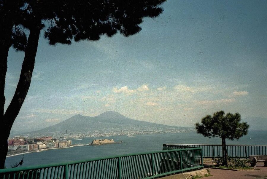 From Naples: bus city tour small group - A 2-hour Naples loop built for getting your bearings