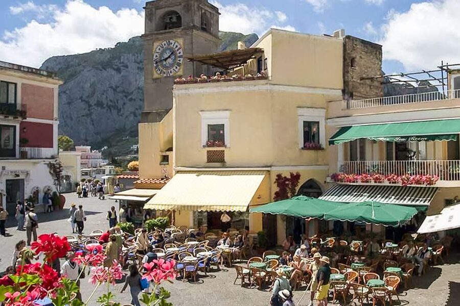 From Naples: Capri Guided Tour with Ferry Tickets & Minibus - Hydrofoil to Capri: why this day trip actually works