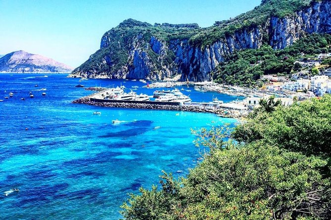From Naples: Guided Capri Tour with Blue Grotto Included - The boat ride around the island: the sea view payoff