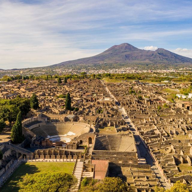 From Naples: Guided Pompei & Mount Vesuvius with Pizza Lunch - Pompeii with a certified guide: what you’ll see in about 2 hours