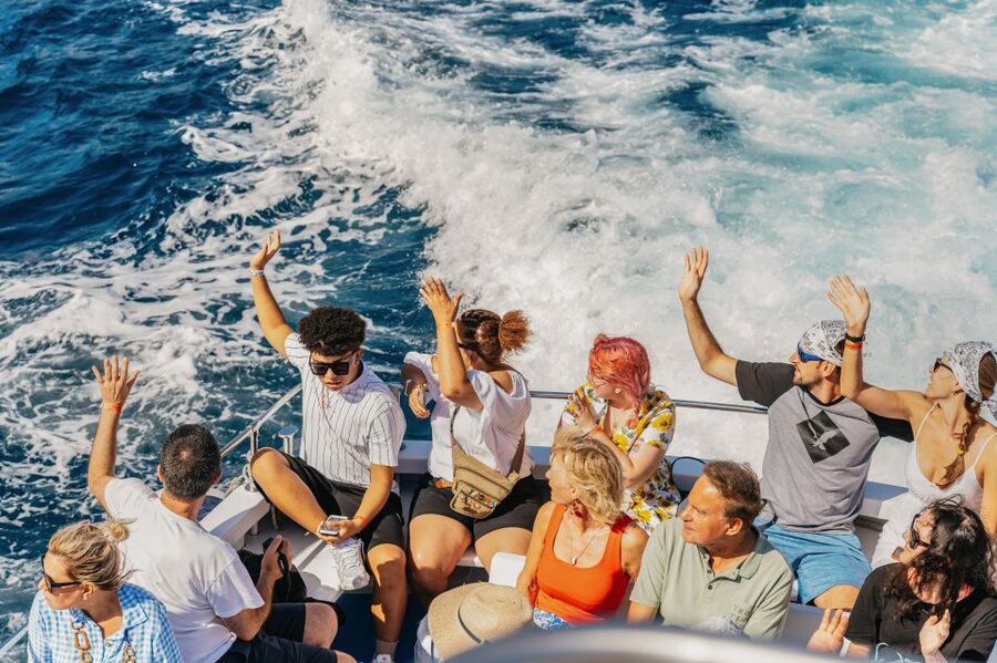 From Naples: Gulf of Naples & Capri Sightseeing Boat Tour - Why a Naples-to-Capri ferry day trip is such good value