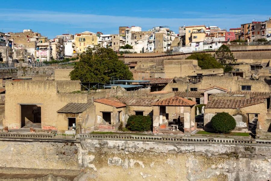 From Naples: Herculaneum Skip-the-Line Guided Tour - The on-site route: key stops and what to look for
