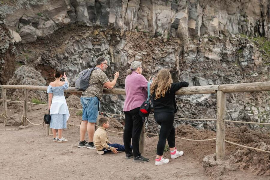 From Naples or Pompeii: Vesuvius Transfer and Entry Ticket - Practicalities once you’re up there: services are limited