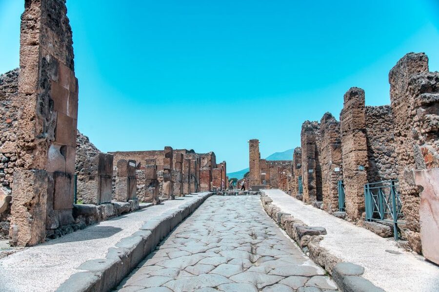 From Naples: Pompeii and Amalfi Coast Full-Day Private Tour - Key details to clock before you book