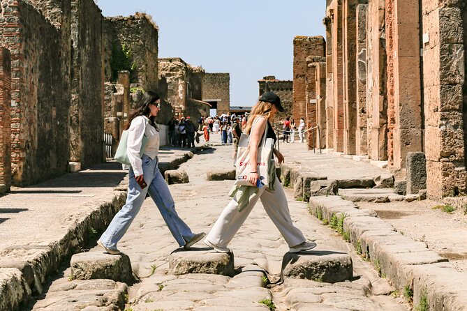 From Naples: Pompeii and Sorrento Guided Tour - Key things that make this day trip work