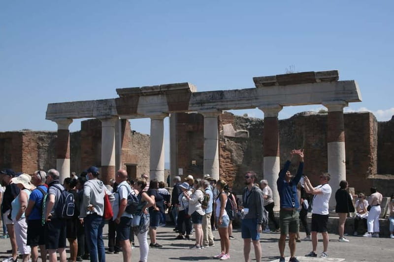 From Naples: Pompeii and Vesuvius by Bus - Naples Pickup and Drop-Off: Using the Stops to Match Your Hotel