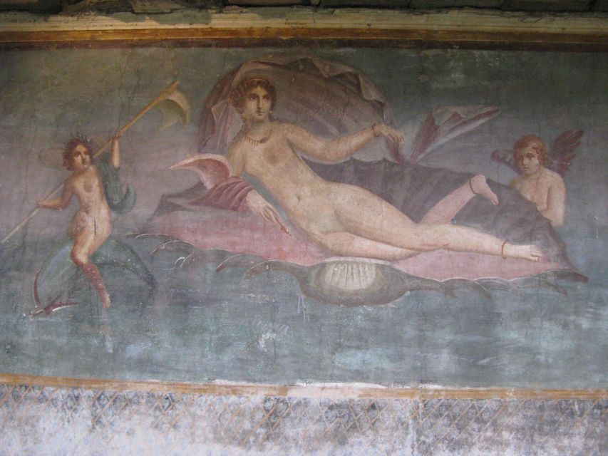 From Naples: Pompeii & Mount Vesuvius Full-Day Private Tour - Who this Pompeii and Vesuvius private tour suits best