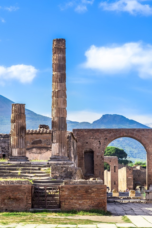 From Naples Port: Pompeii+ Amalfi Tour - Naples Port pickup: smooth start, clear expectations
