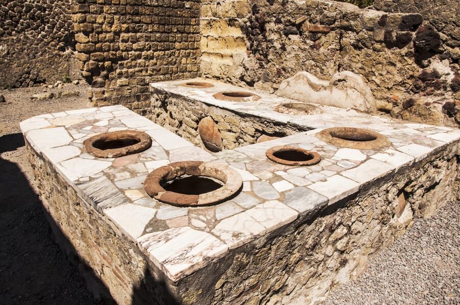 From Naples Port:Pompeii+Vesuvius tour - Reaching the crater: 90 minutes at Vesuvius with real breathing room